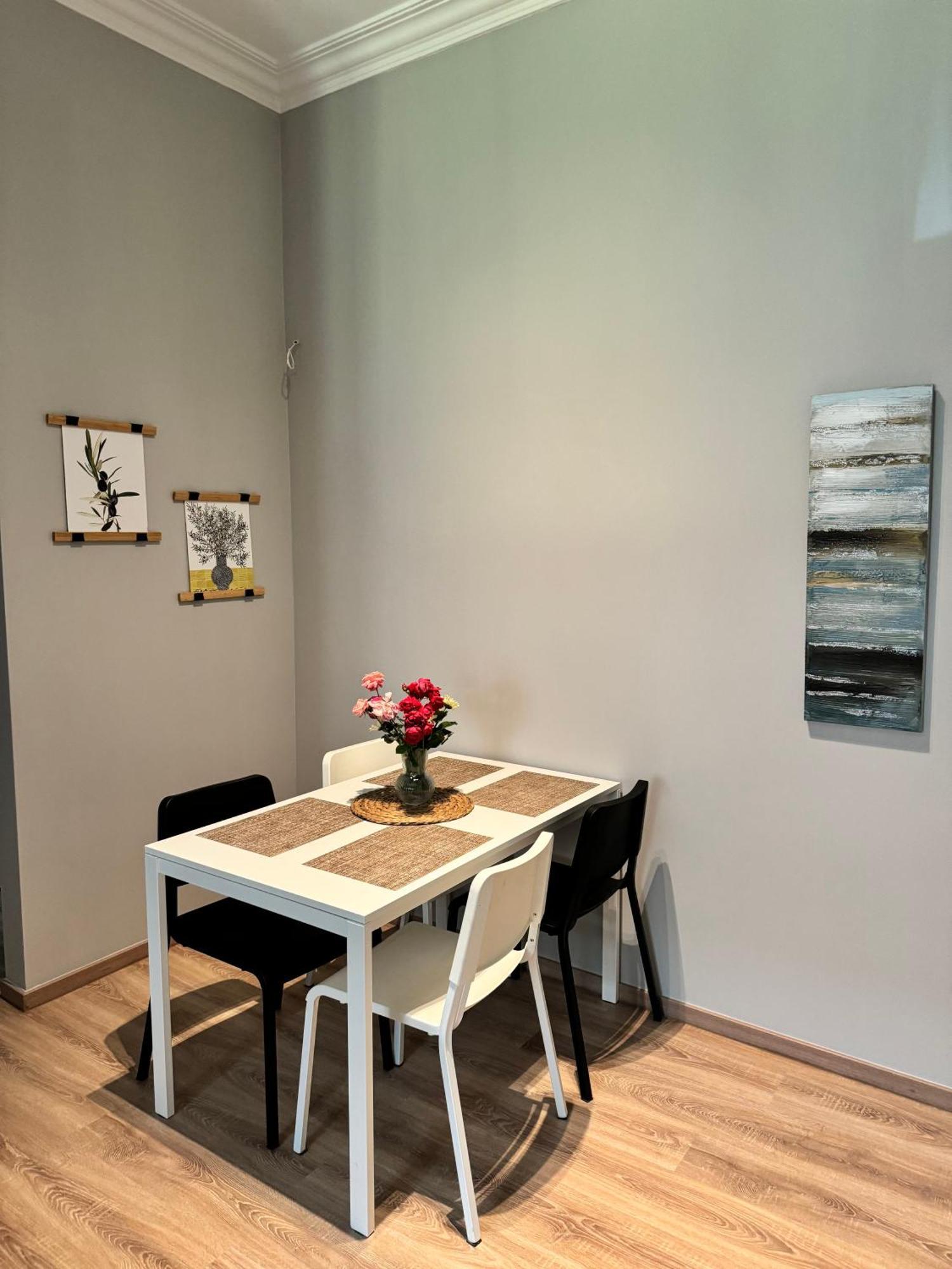 Appartamento Urban Breeze Aparment 1 Atene Esterno foto