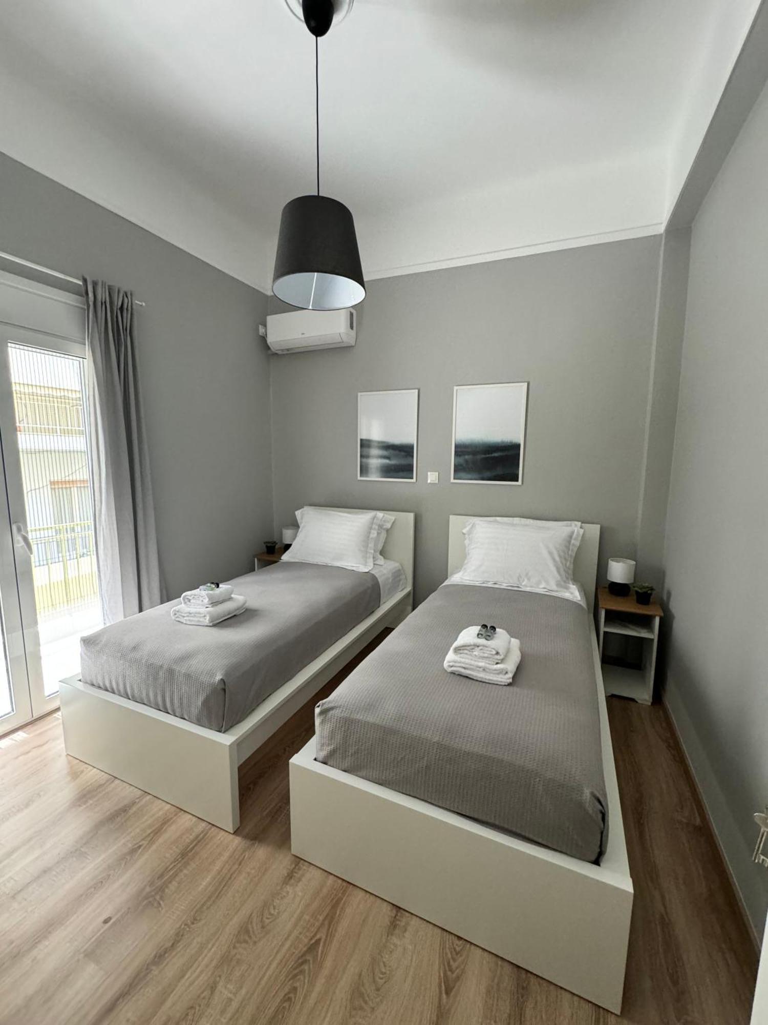 Appartamento Urban Breeze Aparment 1 Atene Esterno foto